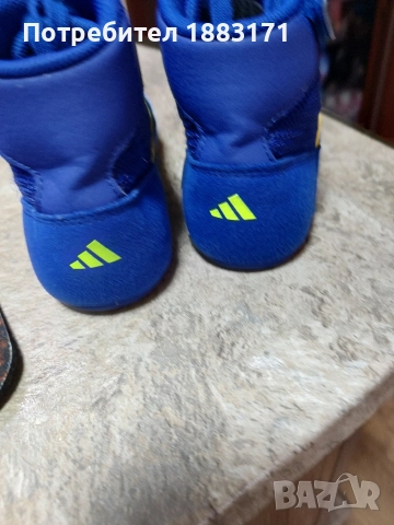 Детски борцовки на Адидас , снимка 2 - Детски маратонки - 52585181