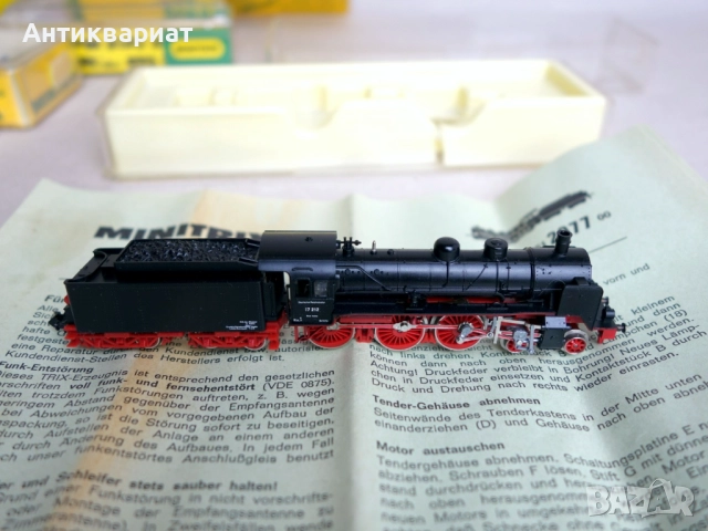 Комплект влакчета и вагони TRIX, снимка 4 - Влакчета, самолети, хеликоптери - 51949299