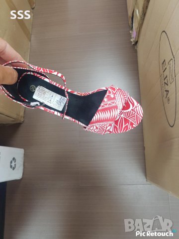 Обувки, снимка 4 - Дамски обувки на ток - 41594068