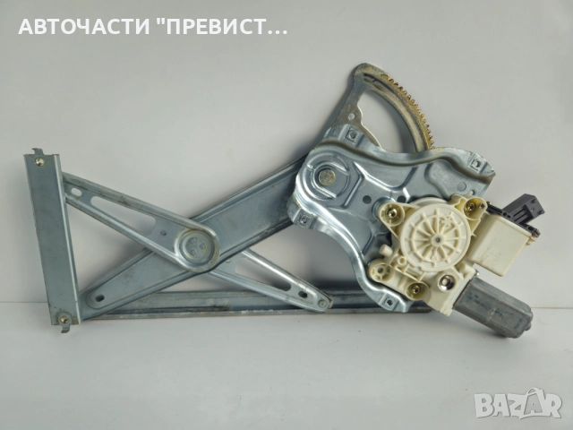 Предна Дясна Пасажерска Машинка Стъклоповдигач Стъклоподемник Тойота Авенсис Т25 Toyota Avensis T25