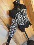 Черно-бяла къса жилетка плетиво тип прилеп с интересна яка М, снимка 2