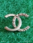 Красива сребърна висулка с логото на Chanel инкрустирани кристали стил и елегантност 27712, снимка 1