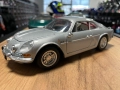 BBUARGO колекционерски модел Renault Alpine A110 1:18 мащаб, снимка 1