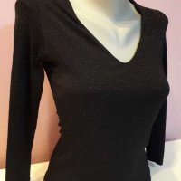 Черна дамска блуза със сребриста нишка р-р S, M, снимка 2 - Блузи с дълъг ръкав и пуловери - 39301625