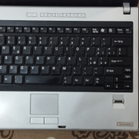 лаптоп Toshiba, снимка 2 - Лаптопи за дома - 44682738