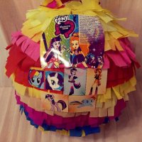 Голяма пинята с подарък маска и конфети,готова за изпращане, снимка 6 - Декорация за дома - 41820287
