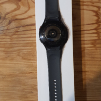 Samsung Watch 5, снимка 3 - Смарт часовници - 44751145