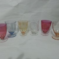 Ретро стъклени чаши чашки, снимка 1 - Антикварни и старинни предмети - 35996460