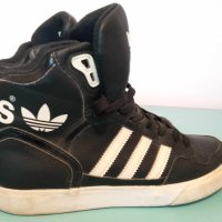 Adidas - оригинални унисекс кецове, много запазени!, снимка 2 - Кецове - 44356660