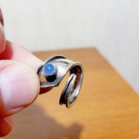 Старинен мъжки сребърен пръстен  -  Уникалнен дизайнерски  пръстен със синьо котешко око  - за силна, снимка 2 - Пръстени - 40015453