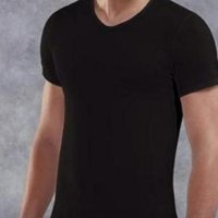 Базова черна тениска livergy , снимка 1 - Тениски - 41856143