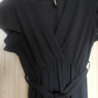 Черна асиметрична рокля М, снимка 1 - Рокли - 41665227