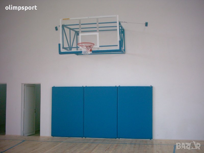 Предпазител за стена с размер 4 х 2 м: – за монтаж под стенен баскетболен кош , снимка 1