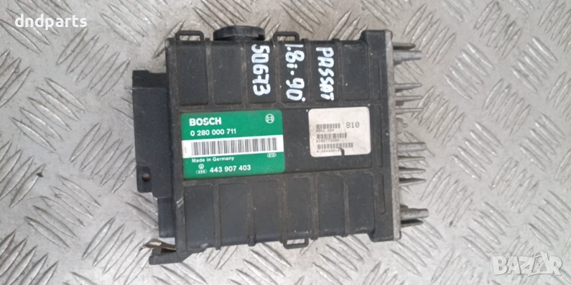 Компютър VW Passat 1.8i 1990г. 443907403 0280000711, снимка 1