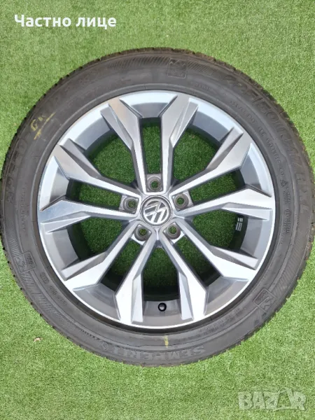 Продавам 1бр.17-ка оригинална джанта с гума за Фолксваген Пасат Б8 , снимка 1