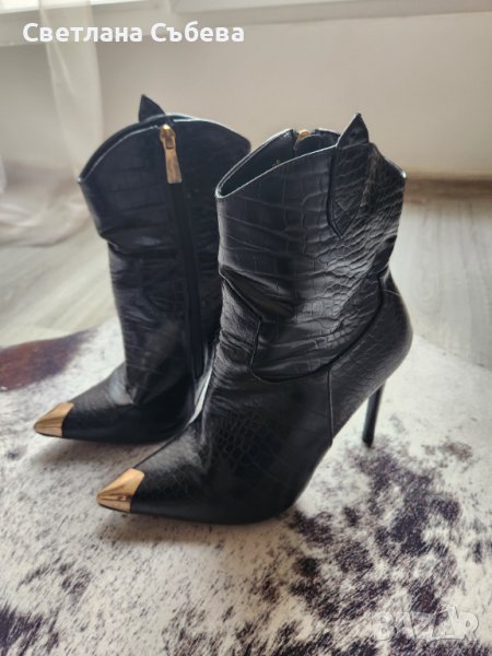 Елегантни боти, снимка 1