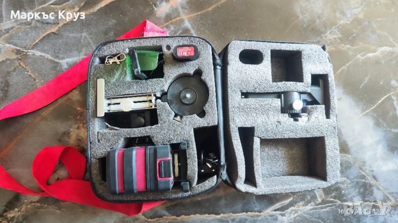 Зелен Лазерен нивелир 360° 4D батерия 5.2 Ah, снимка 1