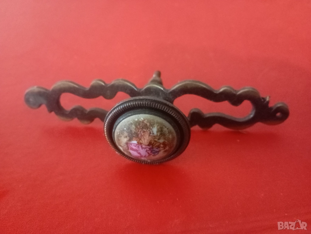 Винтидж дръжка за мебел, снимка 1