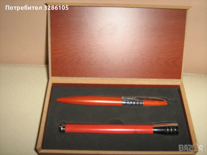 подаръчен комплект-химикалка и фенерче, снимка 1