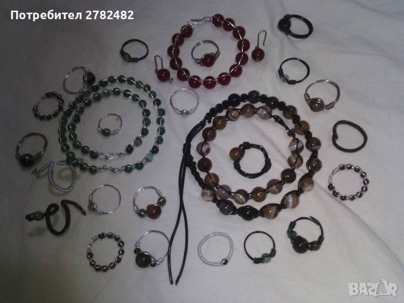 Бижута от полускъпоценни камъни, морски миди, мъниста., снимка 1