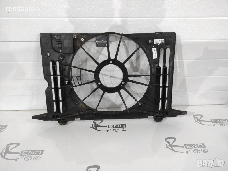 Дифузьор с модул управление на вентилатор Toyota Auris E18 2012-2018 16040-0D321 89257-12010, снимка 1
