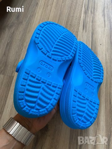Оригинални светло сини чехли Crocs ! 33-34 н, снимка 6 - Детски сандали и чехли - 40613137