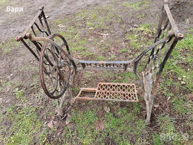 Крака на стара шевна машина Сингер/Singer, снимка 2 - Антикварни и старинни предмети - 51705920