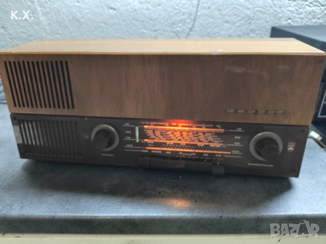 Лампово радио Grundig 2147