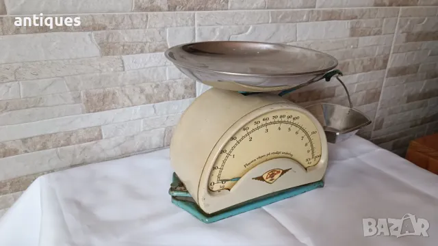 Стар кухненски кантар - Lindells - Made in Sweden - 1960г., снимка 4 - Антикварни и старинни предмети - 49396781