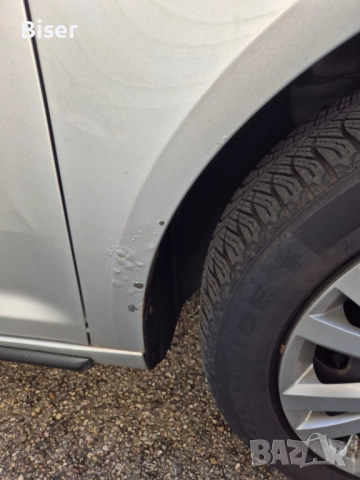 VW Touran , снимка 8 - Автомобили и джипове - 52918775