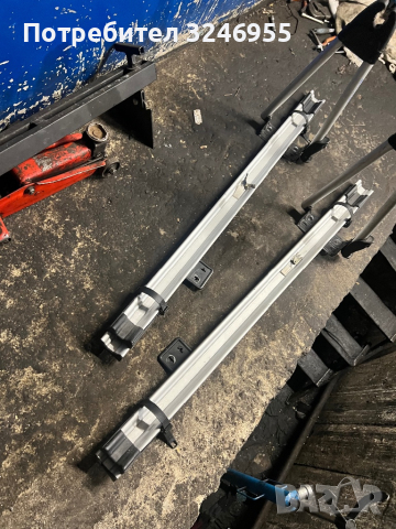 Багажници за колела thule със ключове , снимка 3 - Аксесоари и консумативи - 44594718