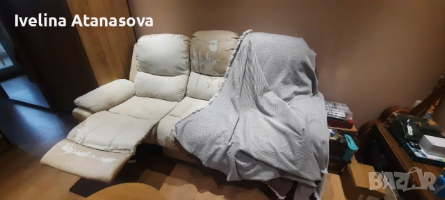 ЗА ПРЕТАПИЦИРАНЕ! Диван 3-ка с механизъм за крака