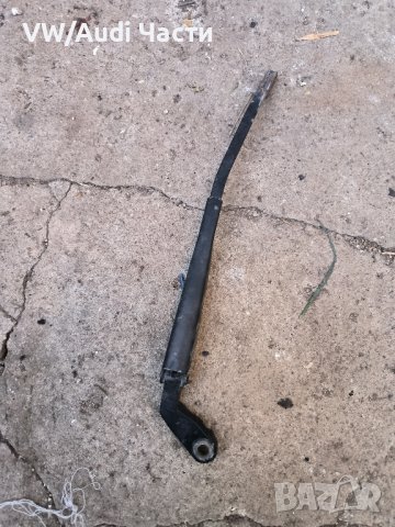 Задна чистачка за Голф 3 Пасат Венто VW Golf 3 Passat Vento Jetta Polo 1H6955706