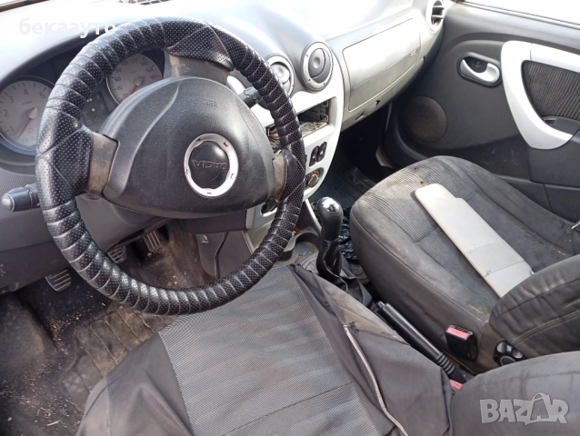 Дачия Логан 1.5 DCI на части , снимка 2 - Автомобили и джипове - 53745772