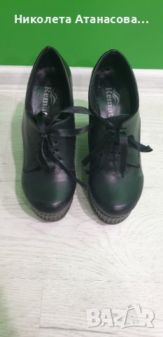 Черни боти, снимка 2 - Дамски боти - 38800105