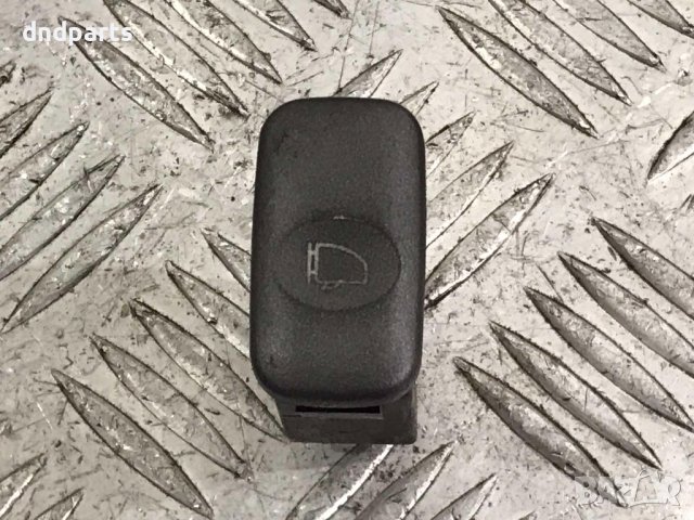 Бутон KIA Carnival 2003г.