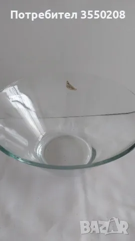 Купа стъклена, нова