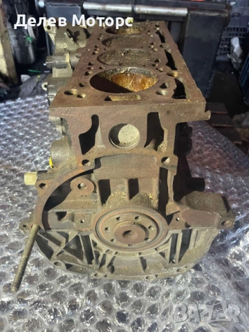 K4MD812 двигател, долница с колянов вал биели и бутала от Рено Сценик 1.6 16V 112 кс., 2006-2008 г.,, снимка 2 - Части - 52320561