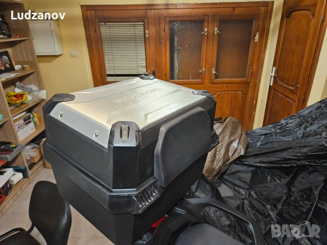 Куфар/ Box / Top-case Honda, снимка 8 - Аксесоари и консумативи - 53324479