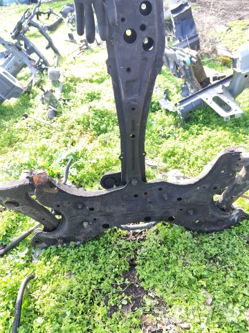 Преден мост -Toyota Avensis-T25-, снимка 4 - Части - 53592147