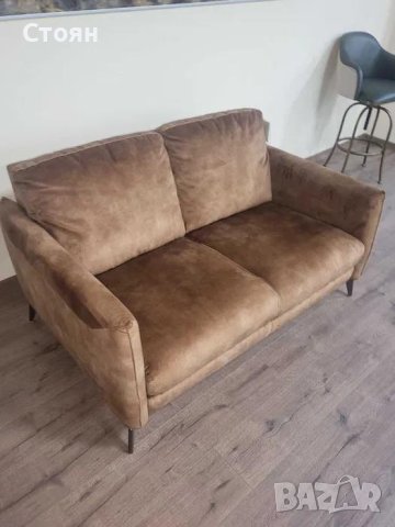 Дизайнерски кафяв диван от плат кадифе двойка, снимка 7 - Дивани и мека мебел - 42422504