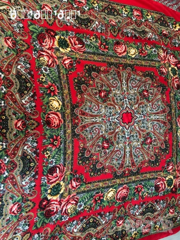 Голям руски вълнен шал НОВ с ЕТикет , снимка 3 - Шалове - 52802177