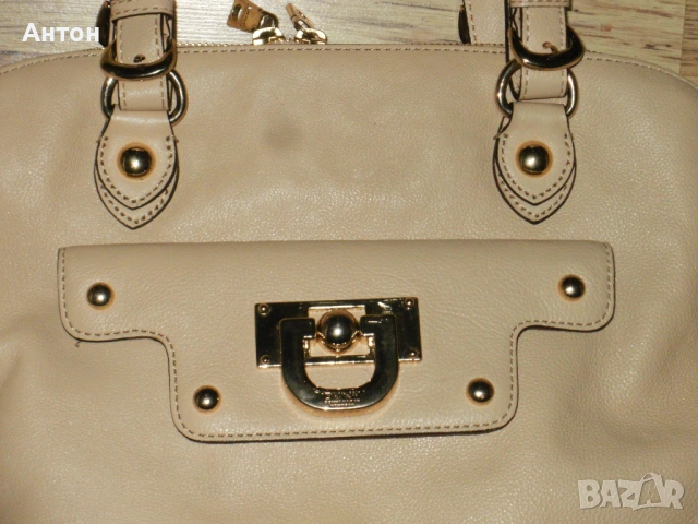 DKNY пудра дамска чанта естествена кожа , снимка 3 - Чанти - 53702889