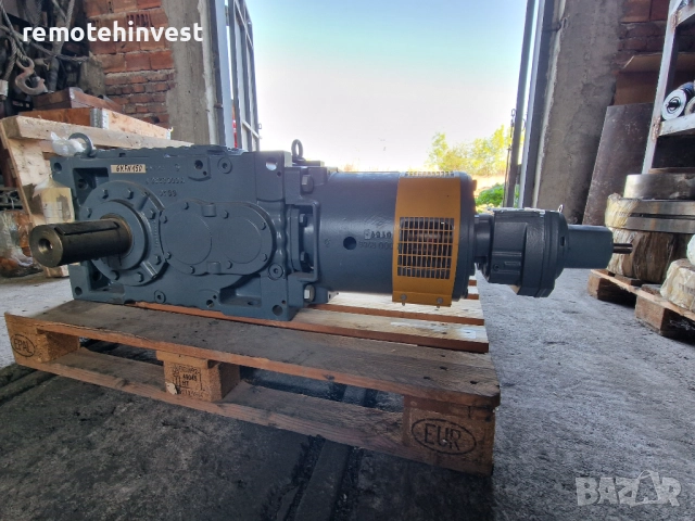 Конусно-цилиднричен редуктор SEW-Eurodrive MC3RLSF04 