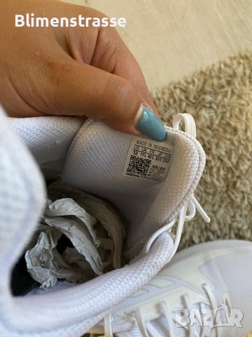 Оригинални маратонки Адидас мъжки,бели, снимка 3 - Маратонки - 41850840