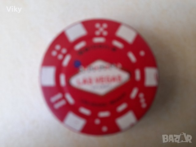 Рекламна стойка на казино Рила с жетони и празна кутия от боро, снимка 9 - Колекции - 42299512