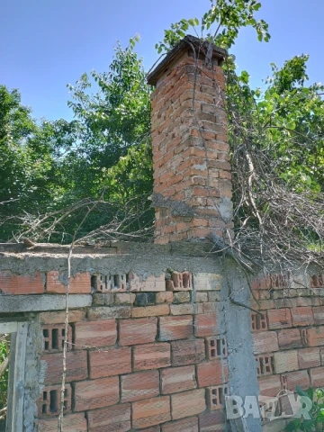 Имот 2,78 дка с ток, вода и постройки в с. Обнова, снимка 16 - Парцели - 50583793