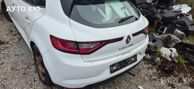 Рено Меган 2017г., снимка 4 - Автомобили и джипове - 52793782