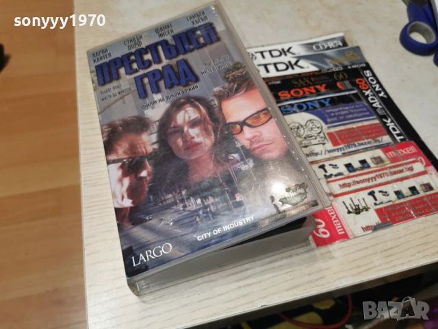 ПРЕСТЪПЕН ГРАД-ORIGINAL VHS VIDEO TAPE 1402261848, снимка 12 - Други жанрове - 53478115