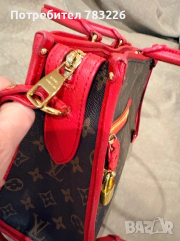 Louis Vuitton оригинална…чанта, снимка 5 - Чанти - 53253756